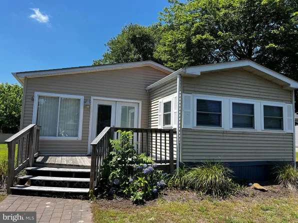 36209 Taylor Dr, Ocean View, DE 19970
