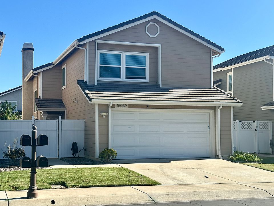 1st image of 15039 Dogwood Ln