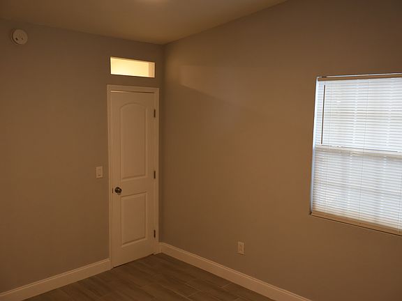 5th image of 4007 W Bay Ave