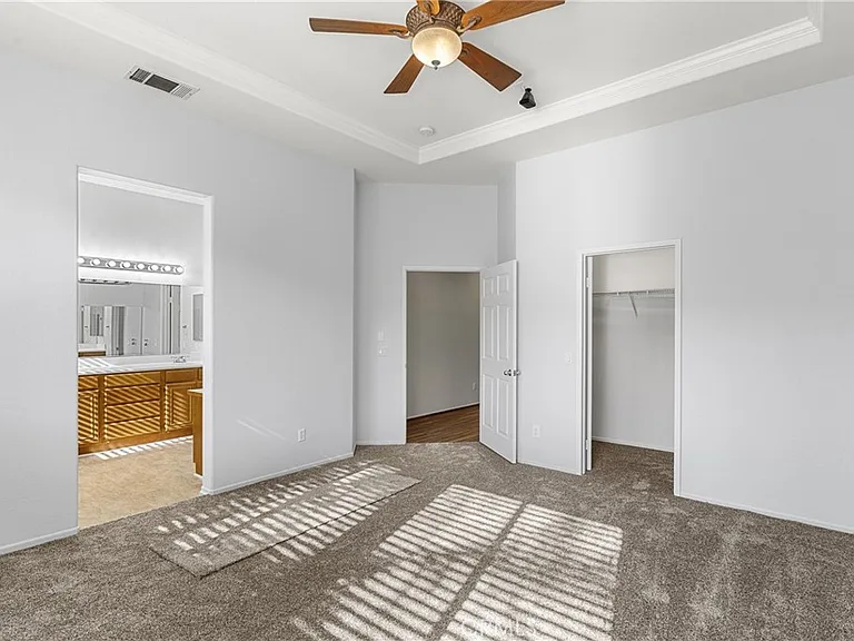 12211 Avon Ct — Photo 20