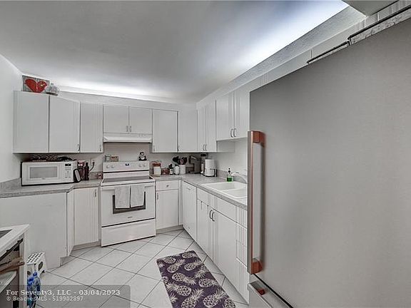 3rd image of 531 N Ocean Blvd APT 609