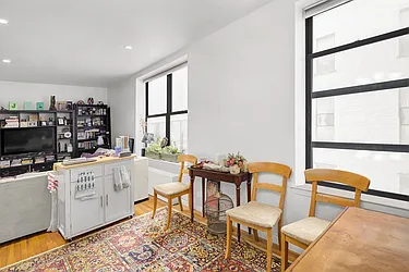 Rented by Park Property Advisors