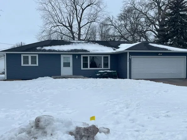108 N 8th Ave, Winneconne, WI 54986