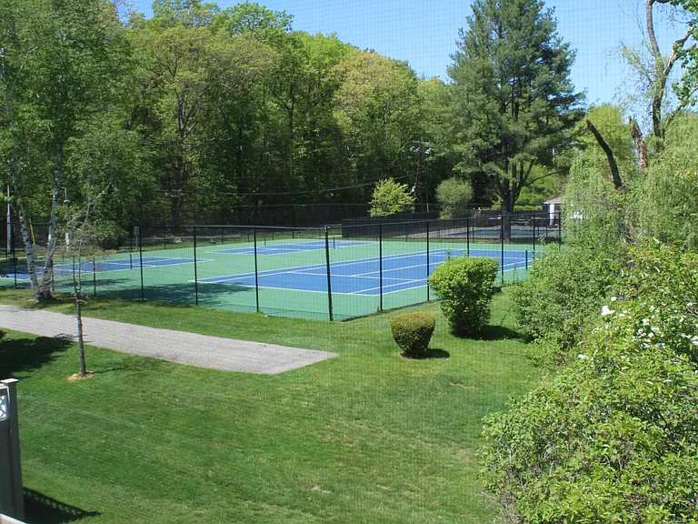 10 Village Brook Ln — Photo 44