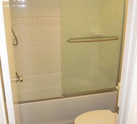 Bathroom tub/shower combo