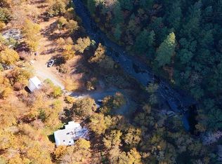 1631 Jumpoff Joe Creek Rd, Grants Pass, OR 97526