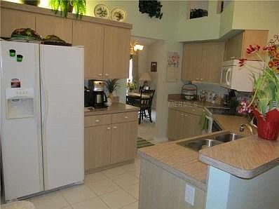 5th image of 204 Cedarwood Ct