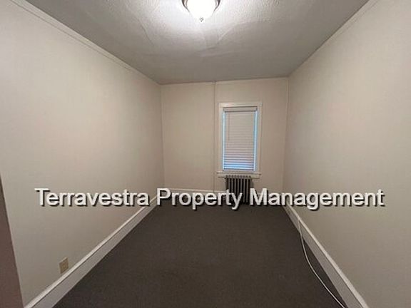 5th image of 407 S Boulevard Ext