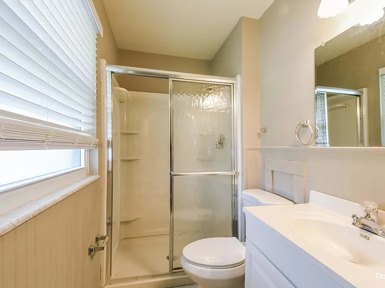 11011 Crimson Dr — Photo 10