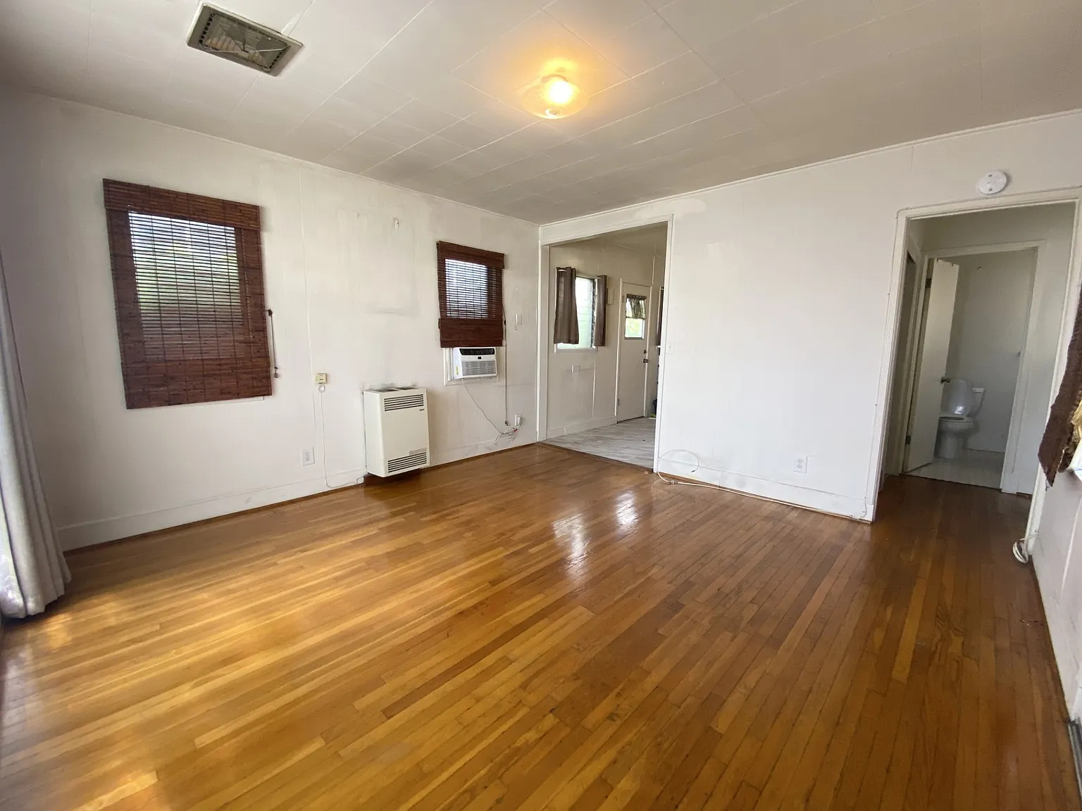Studio, $1,695 — Photo 2