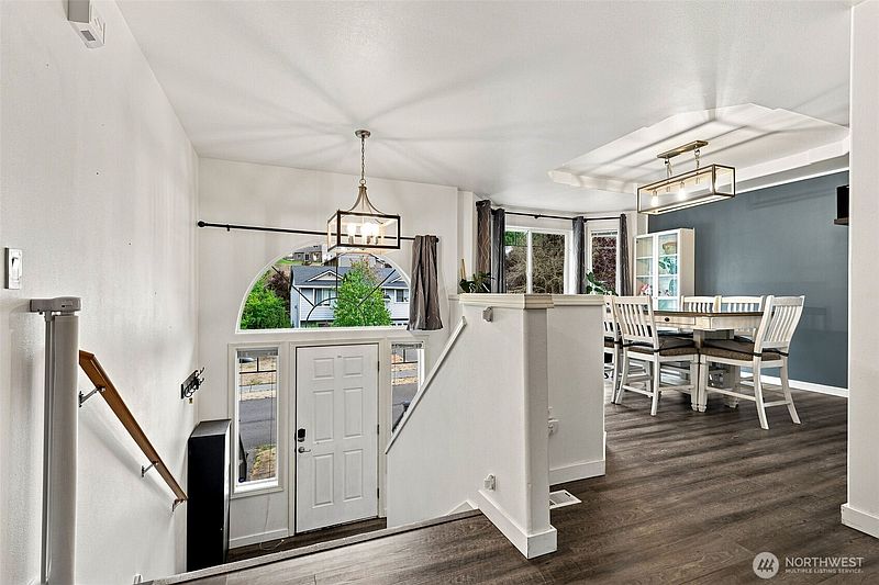 3rd image of 2902 162nd Street E