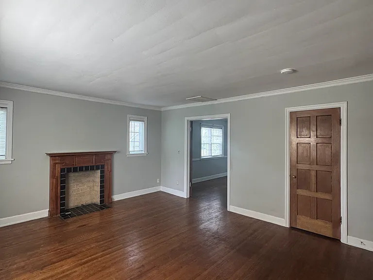 857 Sheridan Ave #B — Photo 3