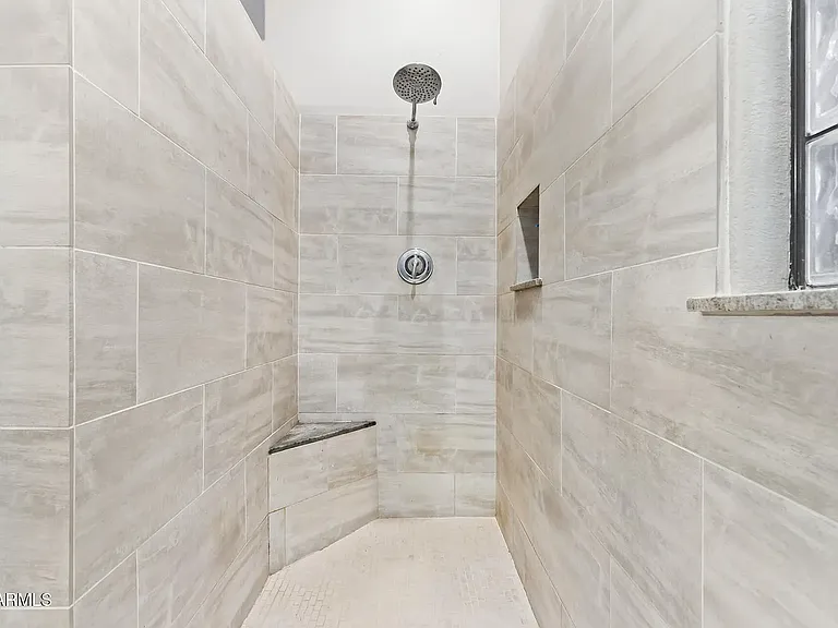 Huge Primary En-Suite Shower