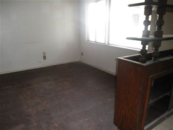 2nd image of 207 W 12th St