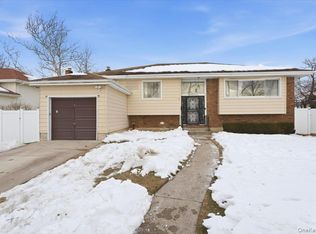 847 Oliver Avenue, North Woodmere, NY 11581