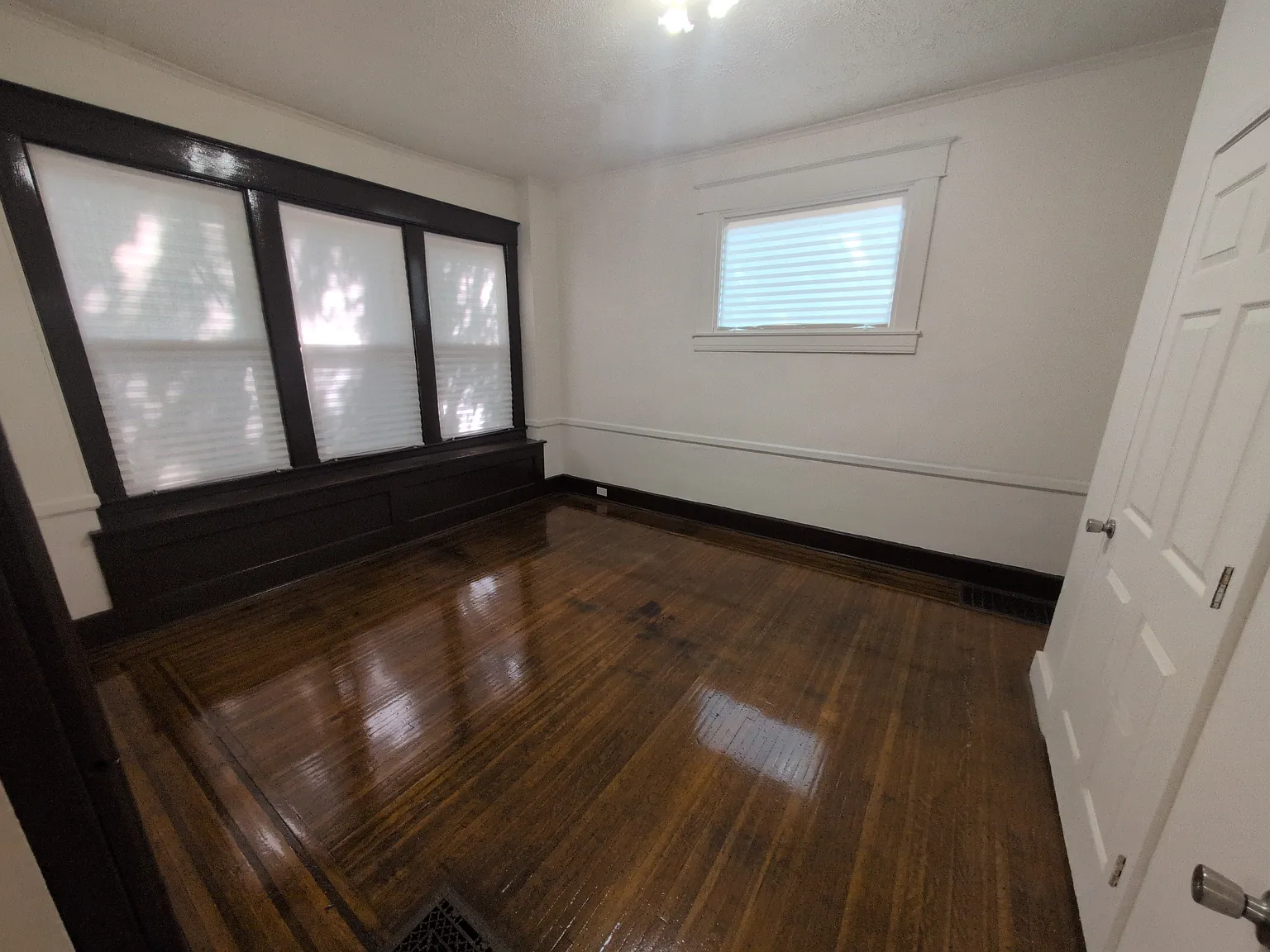 3 bed, 1330 sqft, $1,095 — Photo 3