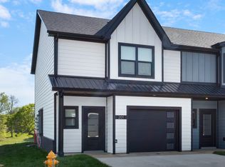 201 Jonathan Wade Cir, Clarksville, TN 37043