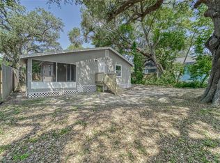 1880 Sylvan Dr, Clearwater, FL 33755