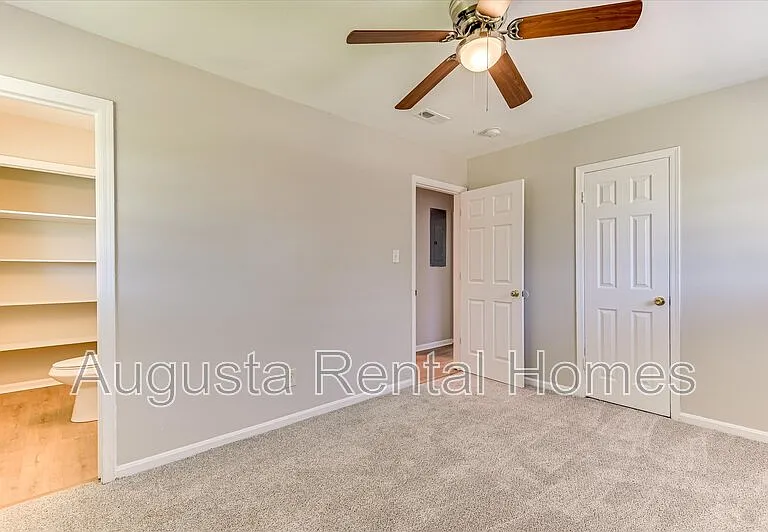 329 E View Dr — Photo 21