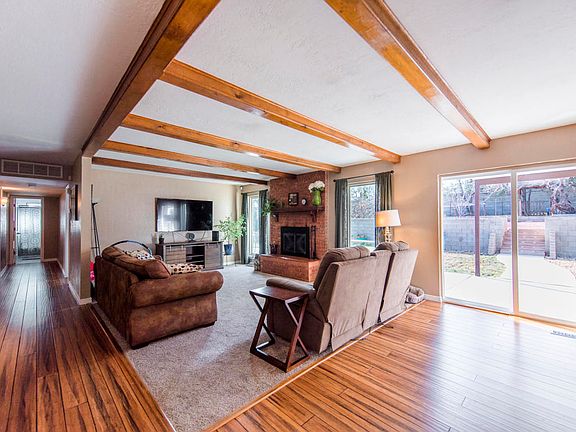 3rd image of 5206 Fairfax Dr NW