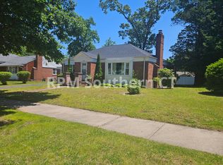 1735 Ella T Grasso Blvd, New Haven, CT 06511