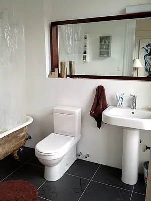 Rented by Alexandra Ferguson, LREB | media 28