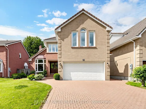 32 Hollingham Rd, Markham, ON L3R 7X4