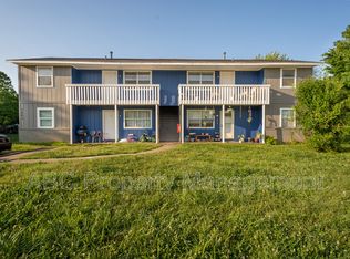 1604 Juniper Cir APT C, Springdale, AR 72764