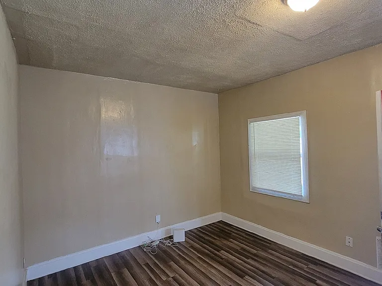 3524 E Ohio St — Photo 5