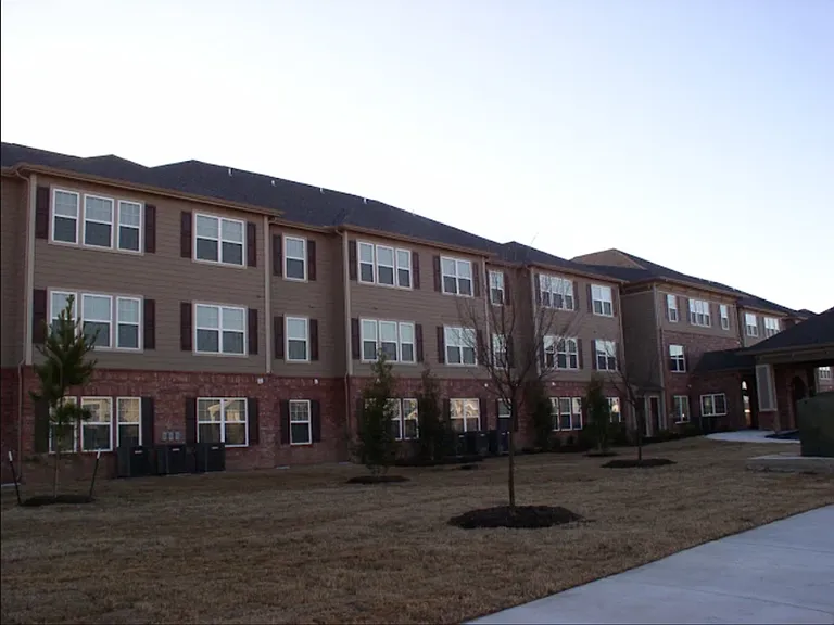 Marketplace Apartments — Photo 4