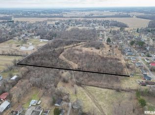 705 E Everett St, Marion, IL 62959