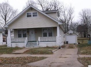 627 S 20th St, Quincy, IL 62301