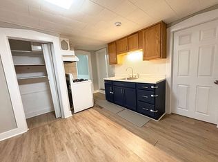 72 Wales St FLOOR 3, Taunton, MA 02780