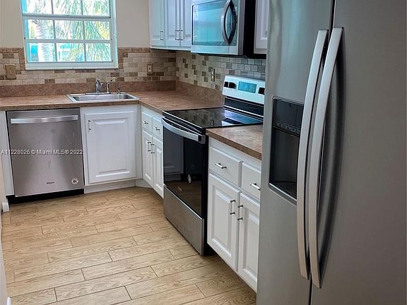 4th image of 2650 SE 20th Ct #204-D