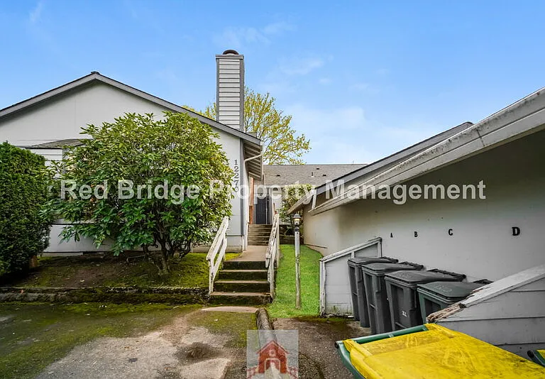 12270 SW Gingham Ln #D — Photo 1