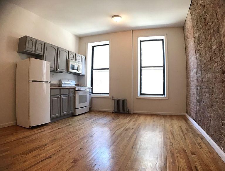 1st image of 350 Bedford Ave APT 10