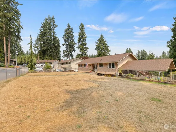 215 143 Street SE, Everett, WA 98208