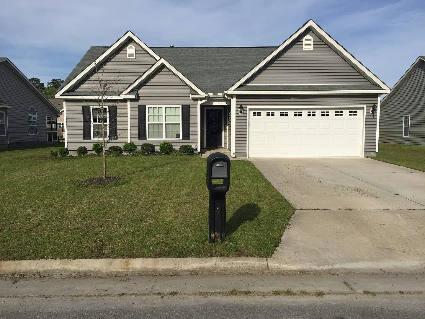 107 Lynden Lane - Lynwood Highlands Subdivision — Photo 1