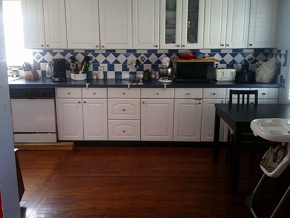 3rd image of 22749 California St