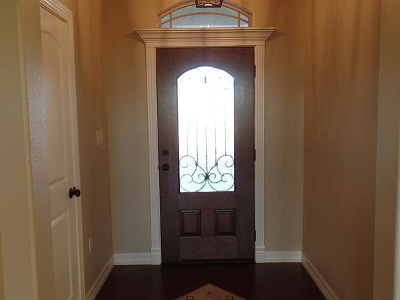 4th image of 3820 Royal Meadows St