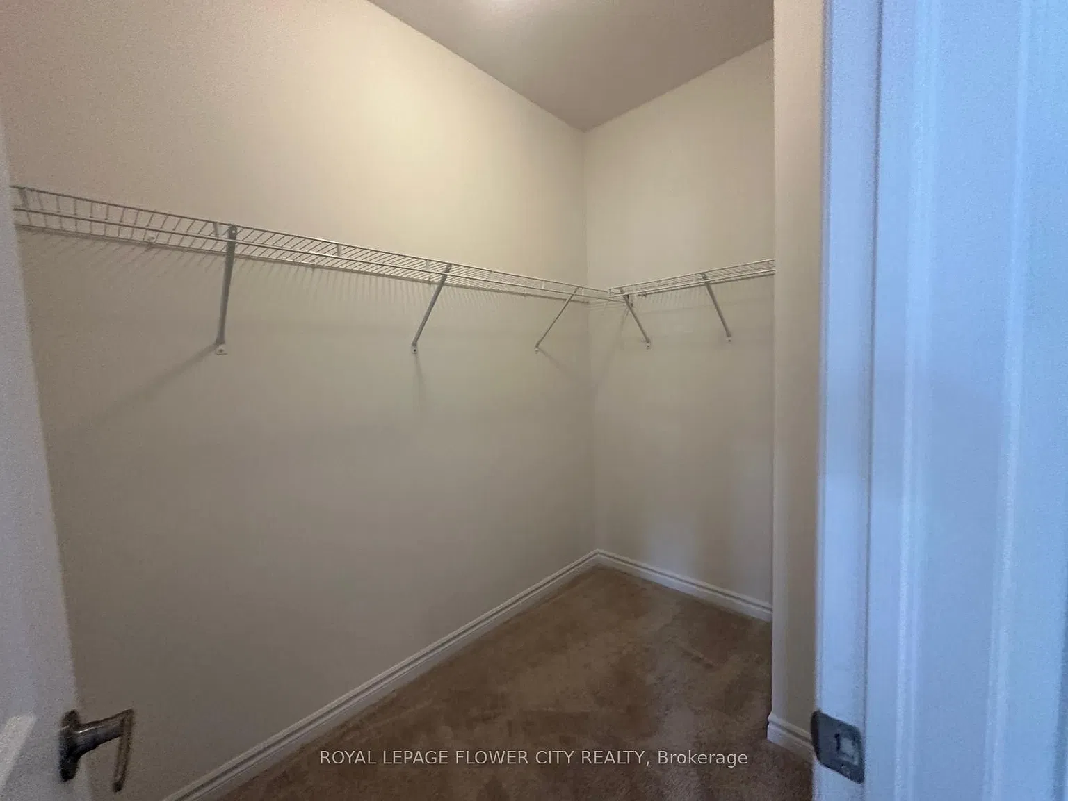 4 bed, $3,550 — Photo 4