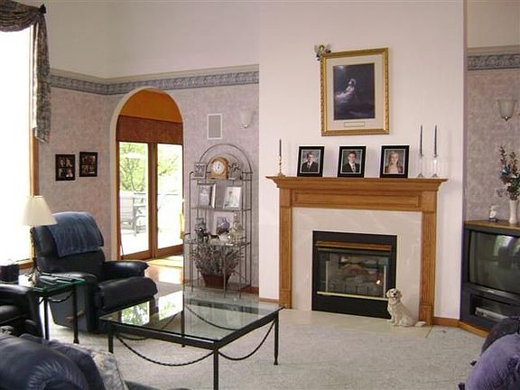 5th image of 1716 Forest Dr