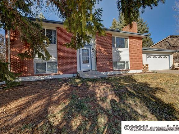 2nd image of 1607 Mitchell St