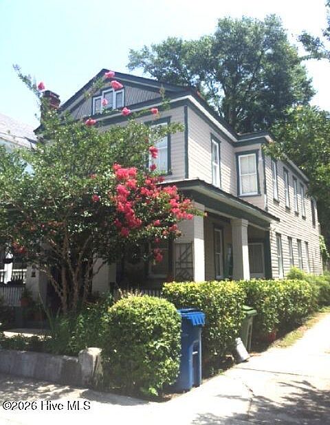 1st image of 210 N 6th St #B