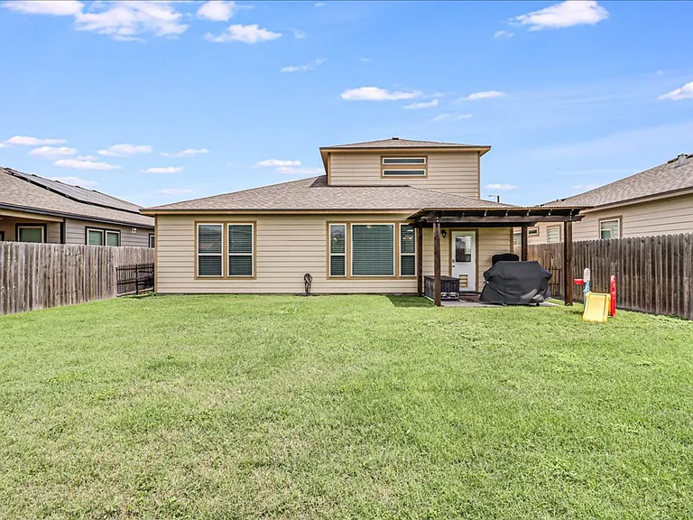 7617 Diamond Dr — Photo 39