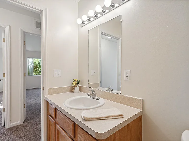 Two Bedroom B - 2 Bed / 2 Bath - 865 Sq.Ft.