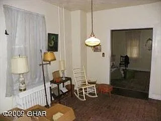 616 McKinley St photo 1
