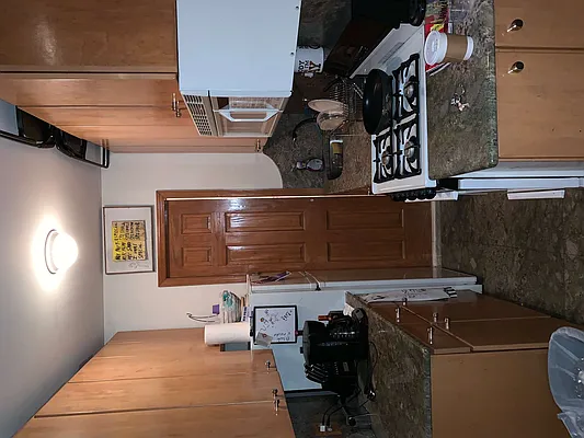 Rented by Chartwell Manhattan Realty | media 4