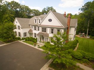 142 Bridle Path Ln, New Canaan, CT 06840
