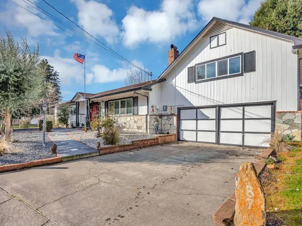 67 Fairlie Drive, Santa Rosa, CA 95403